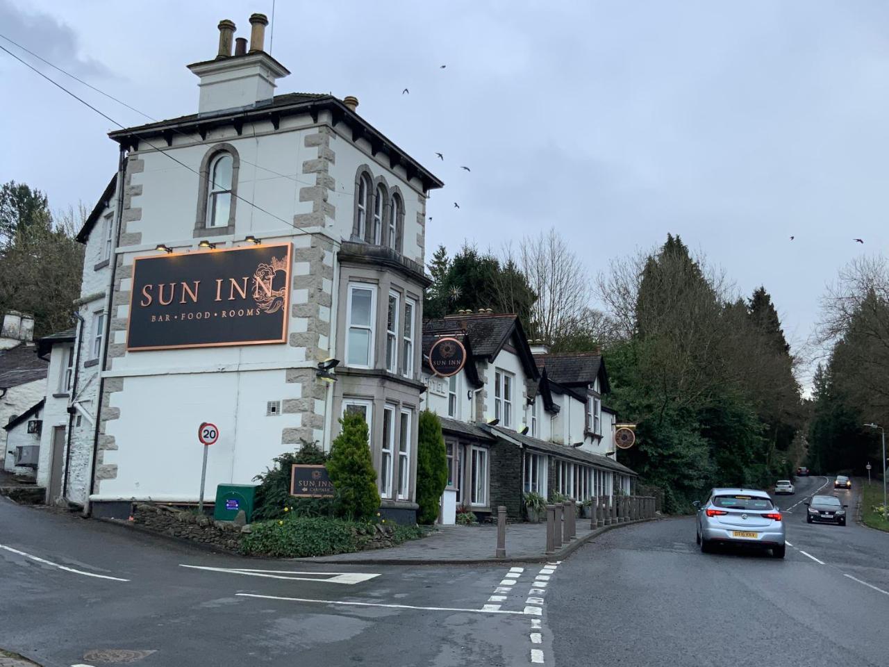 The Sun Inn Troutbeck Bridge Exterior foto