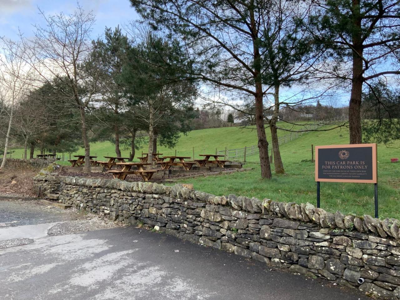 The Sun Inn Troutbeck Bridge Exterior foto